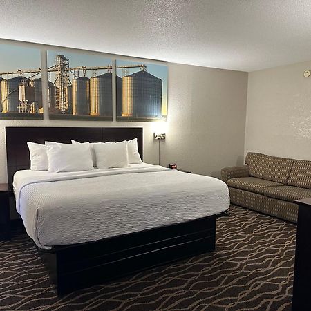 Days Inn & Suites By Wyndham Casey Екстериор снимка