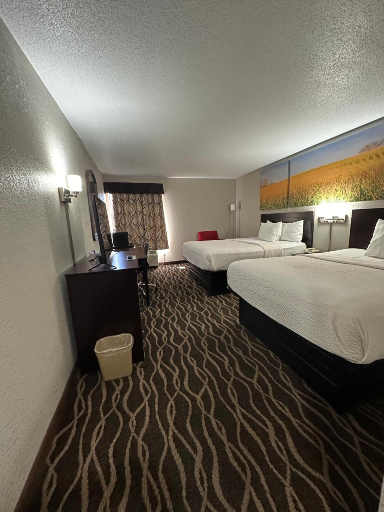 Days Inn & Suites By Wyndham Casey Екстериор снимка